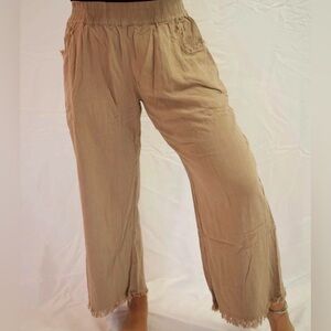 Umgee Beige Wide Leg Cropped Pants